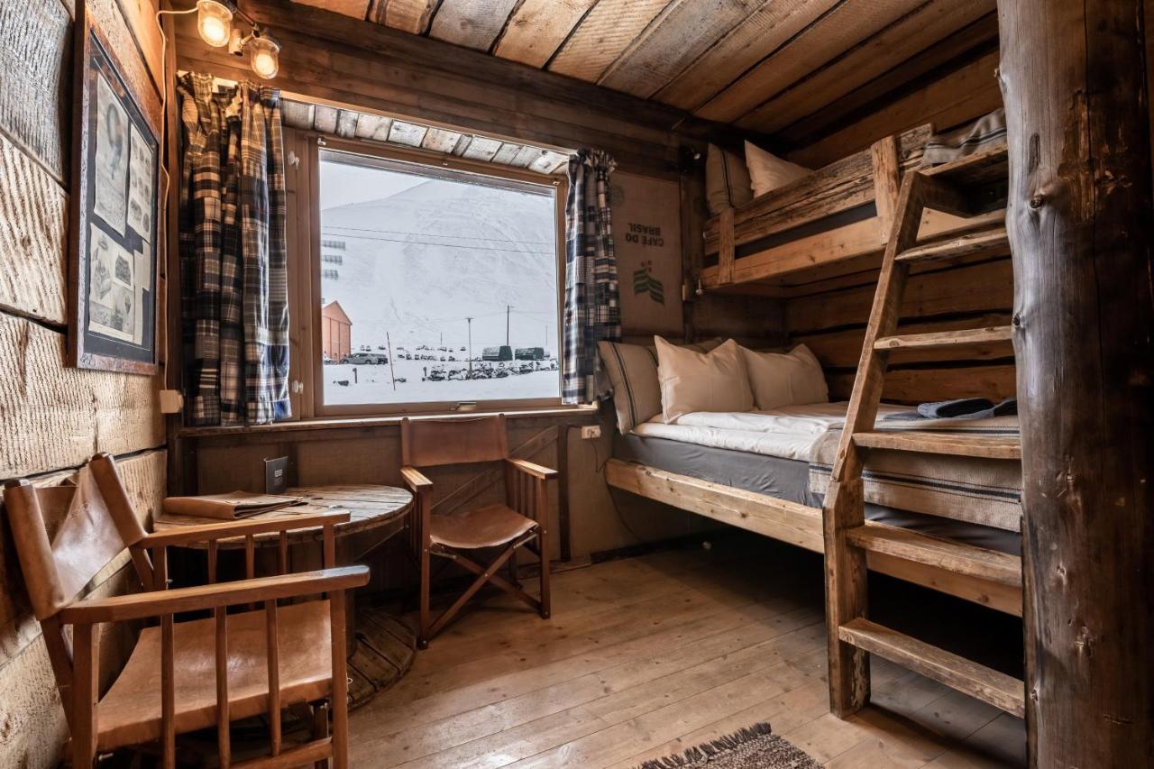Basecamp Hotel 4*