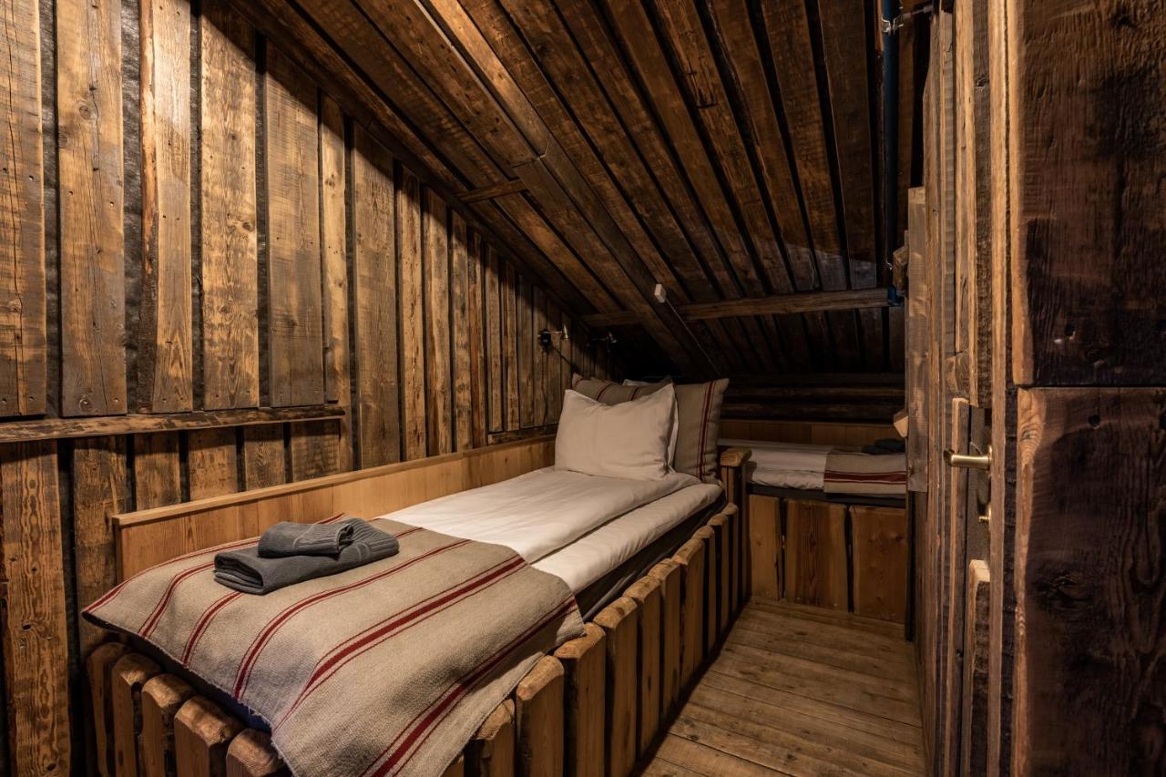 Basecamp Hotel Longyearbyen
