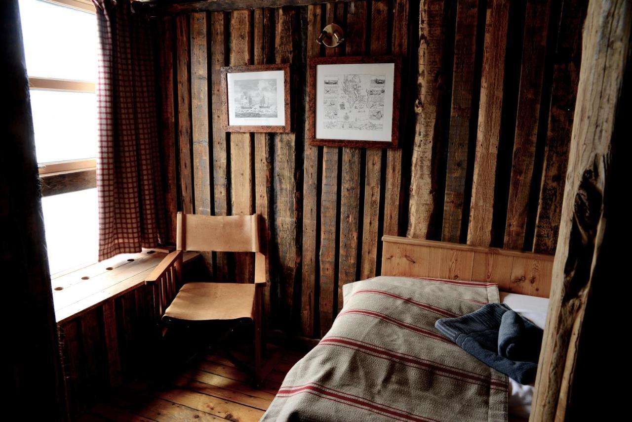 Hotel Basecamp 4*